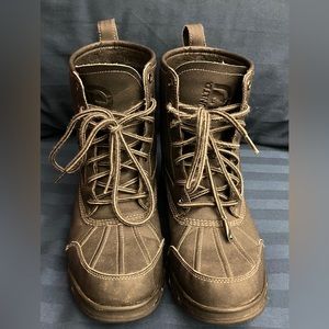 Ecko Unltd boots size 10